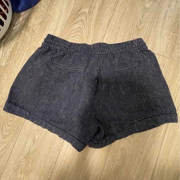 Old Navy Small blue striped drawstring cuffed linen shorts - Picture 2 of 5